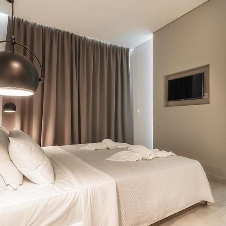 Belussi Exclusive Suites Kypseli Bagian luar foto